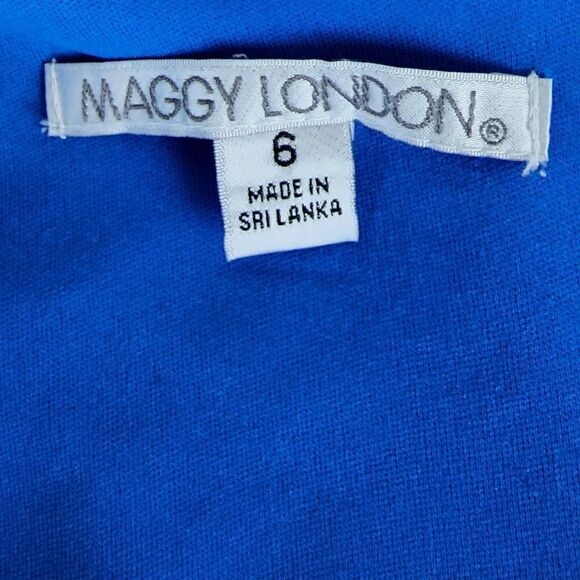 MAGGY LONDON WOMEN'S DRESS ROYAL BLUE BACK ZIPPER FRONT POCKETS SIZE 6 - Picture 5 of 6
